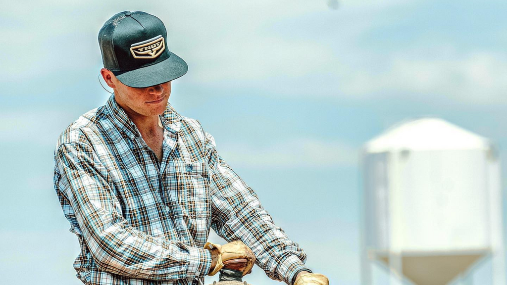 Why Should You Wear Trucker Hats Vintage?